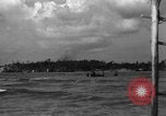 Standbild USA underwater Demolition Crews Palau-Inseln, Pazifik, 1944, aus Sekunde 55 historischem Filmmaterial Videoclip 65675049834