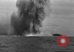Image États-Unis équipes de démolition sous-marine Îles Palaos Océan Pacifique, 1944, de la seconde 6 séquences d'archives historiques vidéo 65675049835