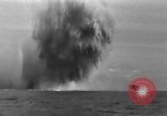 Image États-Unis équipes de démolition sous-marine Îles Palaos Océan Pacifique, 1944, de la seconde 10 séquences d'archives historiques vidéo 65675049835