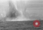 Image États-Unis équipes de démolition sous-marine Îles Palaos Océan Pacifique, 1944, de la seconde 19 séquences d'archives historiques vidéo 65675049835