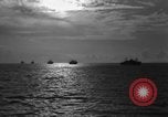 Image dragueur de mines de moteur auxiliaire Îles Palaos Océan Pacifique, 1944, de la seconde 7 séquences d'archives historiques vidéo 65675049836