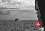 Image dragueur de mines de moteur auxiliaire Îles Palaos Océan Pacifique, 1944, de la seconde 23 séquences d'archives historiques vidéo 65675049836