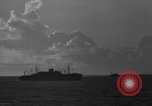 Image dragueur de mines de moteur auxiliaire Îles Palaos Océan Pacifique, 1944, de la seconde 44 séquences d'archives historiques vidéo 65675049836
