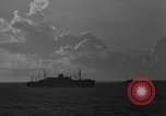 Image dragueur de mines de moteur auxiliaire Îles Palaos Océan Pacifique, 1944, de la seconde 49 séquences d'archives historiques vidéo 65675049836