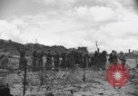 Standbild Deutsche Kriegsgefangene gesucht wird Normandie Frankreich, 1944, aus Sekunde 9 historischem Filmmaterial Videoclip 65675049840