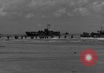 Standbild Deutsche Kriegsgefangene gesucht wird Normandie Frankreich, 1944, aus Sekunde 43 historischem Filmmaterial Videoclip 65675049840