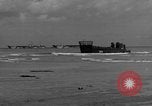 Standbild Deutsche Kriegsgefangene gesucht wird Normandie Frankreich, 1944, aus Sekunde 62 historischem Filmmaterial Videoclip 65675049840