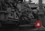 Image Les troupes américaines pratique des assauts amphibies à lieu non identifié Sands Angleterre L'Angleterre, 1944, de la seconde 9 séquences d'archives historiques vidéo 65675049844
