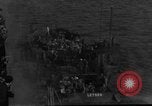 Image Les troupes américaines pratique des assauts amphibies à lieu non identifié Sands Angleterre L'Angleterre, 1944, de la seconde 11 séquences d'archives historiques vidéo 65675049844