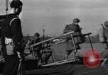 Image Les troupes américaines pratique des assauts amphibies à lieu non identifié Sands Angleterre L'Angleterre, 1944, de la seconde 46 séquences d'archives historiques vidéo 65675049844