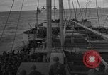 Image Convoi de troupes et d'approvisionnements de l'Amérique à l'Angleterre en Seconde Guerre Mondiale 'Océan Atlantique, 1944, de la seconde 8 séquences d'archives historiques vidéo 65675049845