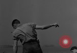 Standbild United States Military Jeeps die an Bord eines Schiffes geladen europäische Theater, 1944, aus Sekunde 15 historischem Filmmaterial Videoclip 65675049849