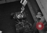 Standbild United States Military Jeeps die an Bord eines Schiffes geladen europäische Theater, 1944, aus Sekunde 25 historischem Filmmaterial Videoclip 65675049849