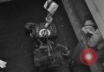 Standbild United States Military Jeeps die an Bord eines Schiffes geladen europäische Theater, 1944, aus Sekunde 26 historischem Filmmaterial Videoclip 65675049849