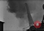 Standbild Deutsche Artillerie Dover England, 1943, aus Sekunde 59 historischem Filmmaterial Videoclip 65675049868
