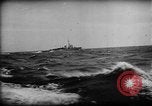 Standbild Flottille der Deutschen minesweepers im Englischen Kanal, 1943, aus Sekunde 5 historischem Filmmaterial Videoclip 65675049870