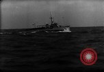 Standbild Flottille der Deutschen minesweepers im Englischen Kanal, 1943, aus Sekunde 7 historischem Filmmaterial Videoclip 65675049870