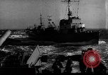 Standbild Flottille der Deutschen minesweepers im Englischen Kanal, 1943, aus Sekunde 17 historischem Filmmaterial Videoclip 65675049870