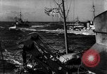 Standbild Flottille der Deutschen minesweepers im Englischen Kanal, 1943, aus Sekunde 25 historischem Filmmaterial Videoclip 65675049870