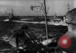 Standbild Flottille der Deutschen minesweepers im Englischen Kanal, 1943, aus Sekunde 26 historischem Filmmaterial Videoclip 65675049870