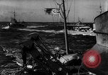 Standbild Flottille der Deutschen minesweepers im Englischen Kanal, 1943, aus Sekunde 27 historischem Filmmaterial Videoclip 65675049870