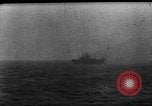 Standbild Allied Schiff Atlantik, 1943, aus Sekunde 17 historischem Filmmaterial Videoclip 65675049871