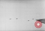 Standbild Achse Kriegsschiffe Angriff Alllied Konvoi Mittelmeer, 1939, aus Sekunde 3 historischem Filmmaterial Videoclip 65675049874