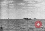 Standbild Achse Kriegsschiffe Angriff Alllied Konvoi Mittelmeer, 1939, aus Sekunde 7 historischem Filmmaterial Videoclip 65675049874