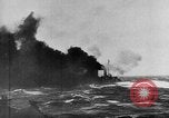 Standbild Achse Kriegsschiffe Angriff Alllied Konvoi Mittelmeer, 1939, aus Sekunde 28 historischem Filmmaterial Videoclip 65675049874