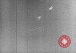 Standbild Achse Kriegsschiffe Angriff Alllied Konvoi Mittelmeer, 1939, aus Sekunde 41 historischem Filmmaterial Videoclip 65675049874
