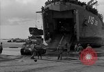 Standbild Landing Ship Tank Frankreich, 1944, aus Sekunde 11 historischem Filmmaterial Videoclip 65675049885