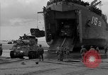 Standbild Landing Ship Tank Frankreich, 1944, aus Sekunde 17 historischem Filmmaterial Videoclip 65675049885