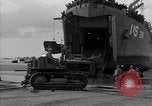 Standbild Landing Ship Tank Frankreich, 1944, aus Sekunde 20 historischem Filmmaterial Videoclip 65675049885