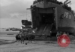 Standbild Landing Ship Tank Frankreich, 1944, aus Sekunde 29 historischem Filmmaterial Videoclip 65675049885