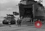 Standbild Landing Ship Tank Frankreich, 1944, aus Sekunde 33 historischem Filmmaterial Videoclip 65675049885