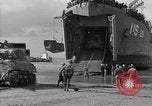 Standbild Landing Ship Tank Frankreich, 1944, aus Sekunde 36 historischem Filmmaterial Videoclip 65675049885
