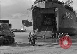 Standbild Landing Ship Tank Frankreich, 1944, aus Sekunde 37 historischem Filmmaterial Videoclip 65675049885