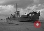 Standbild Landing Ship Tank Frankreich, 1944, aus Sekunde 62 historischem Filmmaterial Videoclip 65675049885