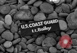 Standbild Landing Craft Tank Frankreich, 1944, aus Sekunde 1 historischem Filmmaterial Videoclip 65675049886