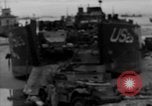 Standbild Landing Craft Tank Frankreich, 1944, aus Sekunde 10 historischem Filmmaterial Videoclip 65675049886
