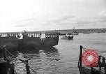 Standbild Landing Craft Tank Frankreich, 1944, aus Sekunde 54 historischem Filmmaterial Videoclip 65675049886