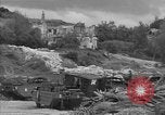 Standbild amphibische Fahrzeug Frankreich, 1944, aus Sekunde 14 historischem Filmmaterial Videoclip 65675049887