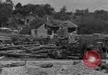 Standbild amphibische Fahrzeug Frankreich, 1944, aus Sekunde 30 historischem Filmmaterial Videoclip 65675049887