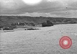 Standbild amphibische Fahrzeug Frankreich, 1944, aus Sekunde 48 historischem Filmmaterial Videoclip 65675049887