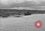 Standbild amphibische Fahrzeug Frankreich, 1944, aus Sekunde 50 historischem Filmmaterial Videoclip 65675049887