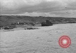 Standbild amphibische Fahrzeug Frankreich, 1944, aus Sekunde 53 historischem Filmmaterial Videoclip 65675049887
