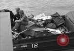 Standbild amphibische Fahrzeug Frankreich, 1944, aus Sekunde 62 historischem Filmmaterial Videoclip 65675049887