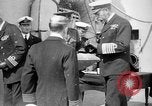 Standbild Vice Admiral William Pakenham geadelt von König George V Orkney Inseln Schottland, 1917, aus Sekunde 10 historischem Filmmaterial Videoclip 65675049924