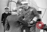 Standbild Vice Admiral William Pakenham geadelt von König George V Orkney Inseln Schottland, 1917, aus Sekunde 22 historischem Filmmaterial Videoclip 65675049924