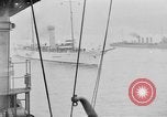 Standbild USS Mayflower (PY-1) New York City USA, 1918, aus Sekunde 8 historischem Filmmaterial Videoclip 65675049926